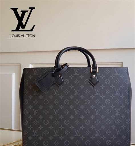 Louis Vuitton Grand Sac: Review and What Fits Inside 